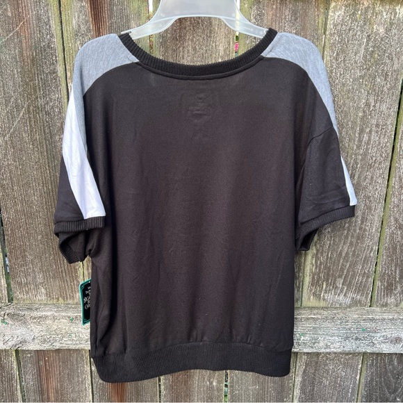 Retired Nightmare Before Christmas Lounge Shirt - Picture 2 of 6